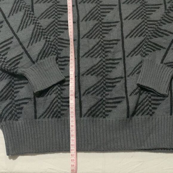 Vintage Italian Pure Wool Sweater - Retro Geometric Pullover - Winter Fall - Picture 9 of 11
